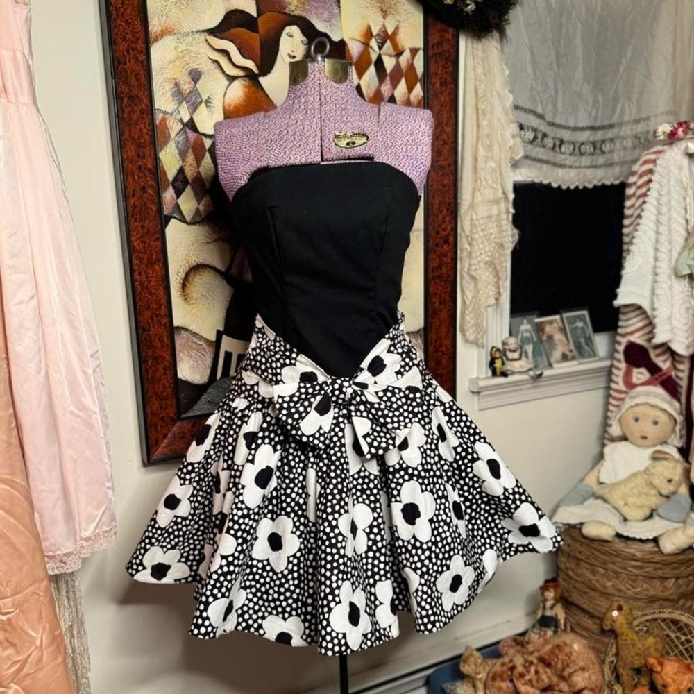 Vintage 80s 90s big bow and floral crinoline skirt strapless evening mini dress
